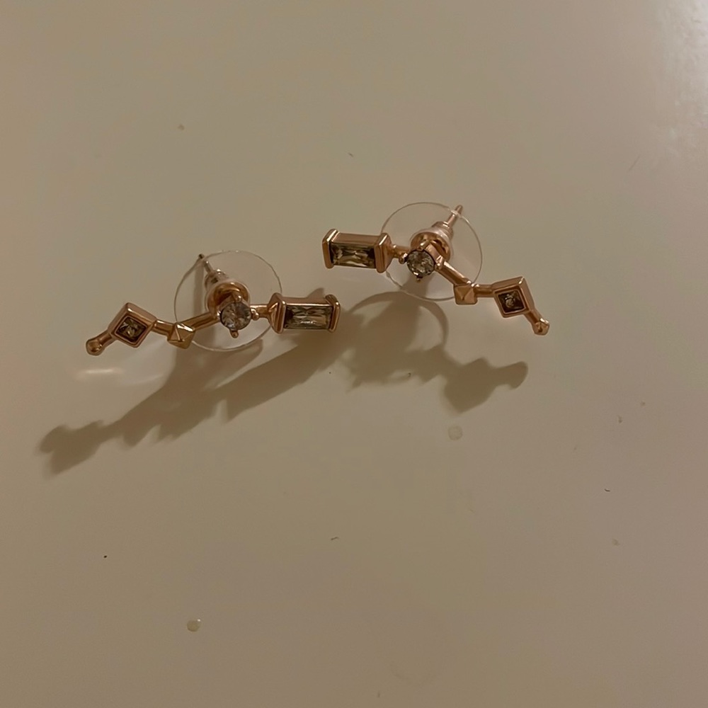 Kendra Scott ear climbers